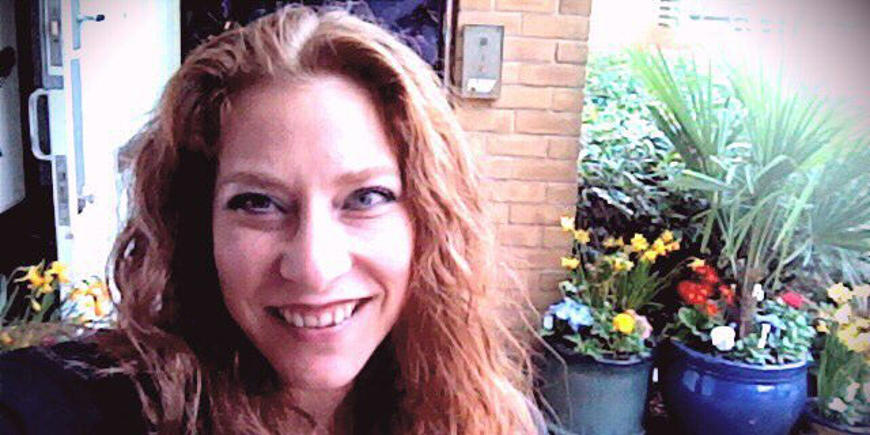 Shana Pezaro - selfie