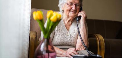 older resident on phone SEO