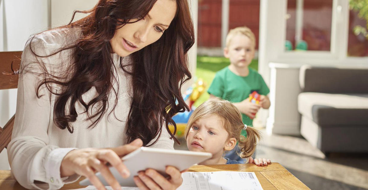 Help with rent arrears and benefits The Hyde Group