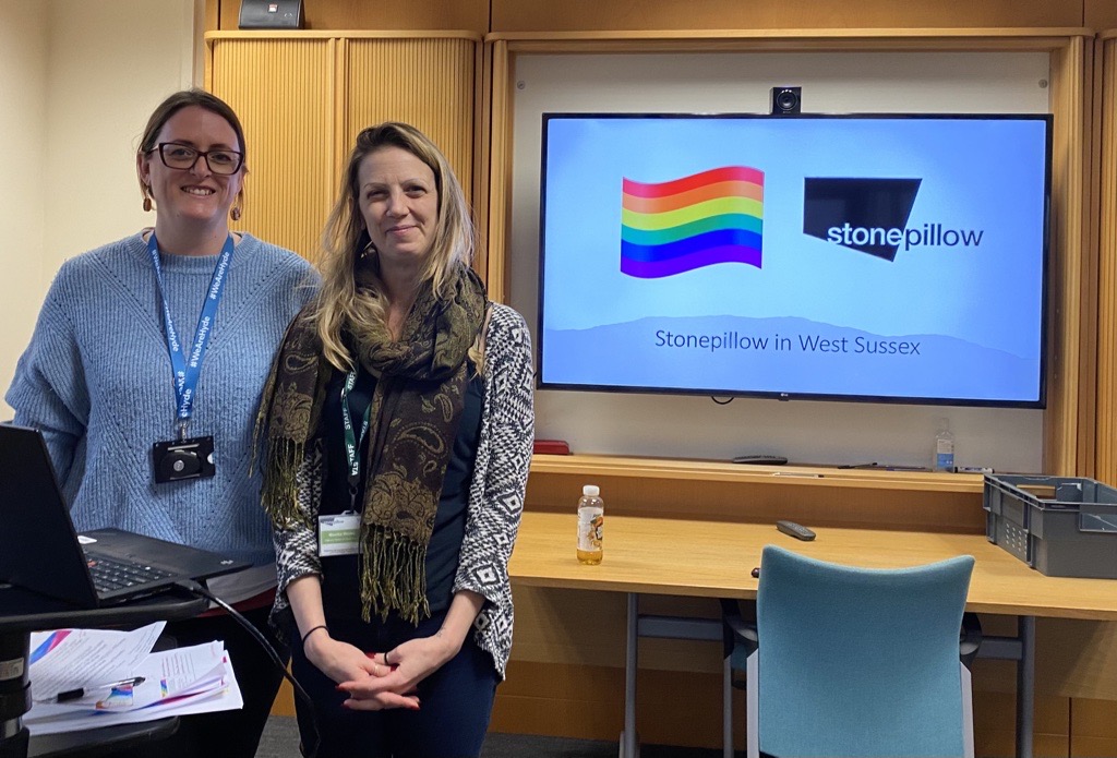 Amy And Monica PRYDE (002)