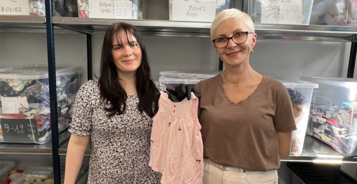 Lucy And Priya Mama2mama SEO