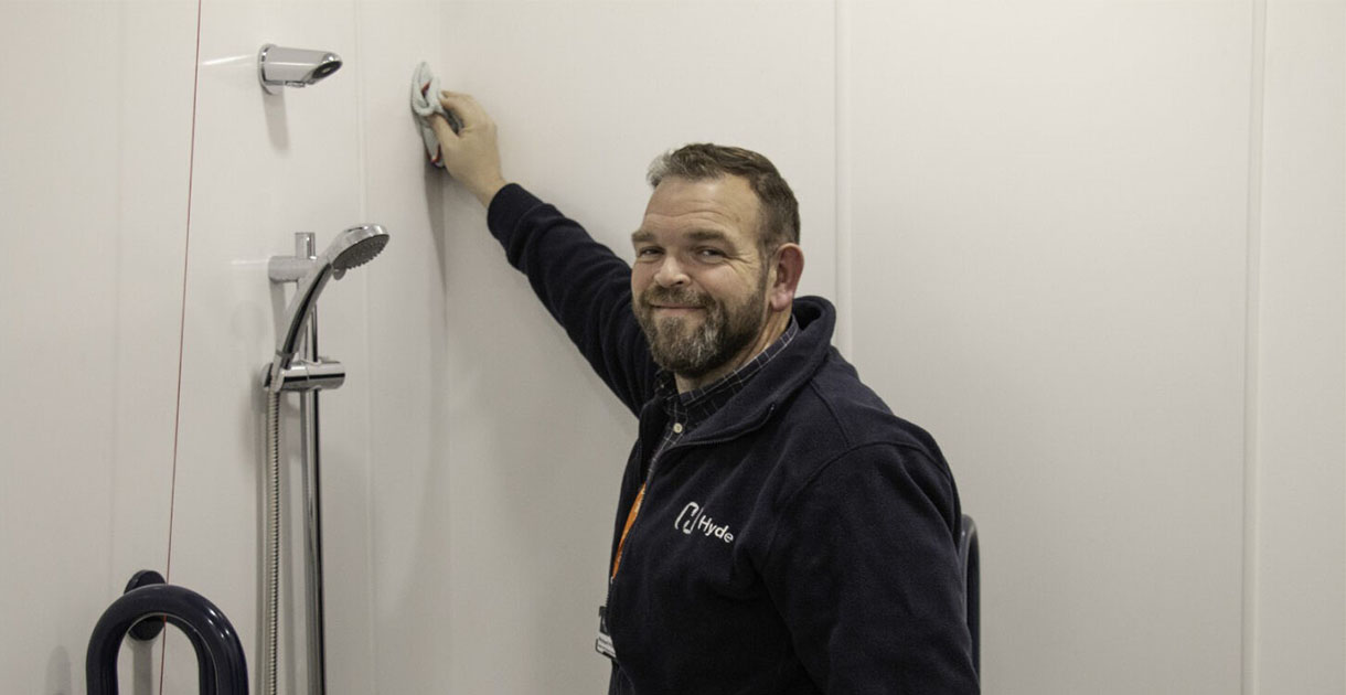 Rich Wiping Shower SEO