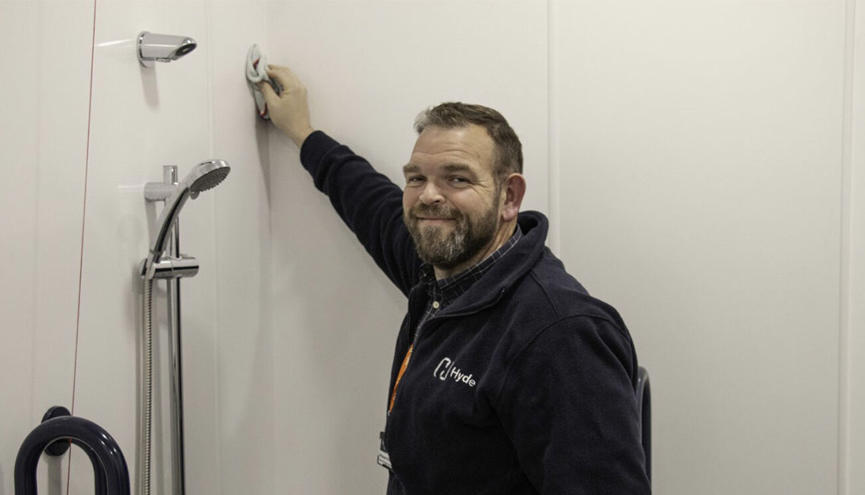 Rich Wiping Shower SEO