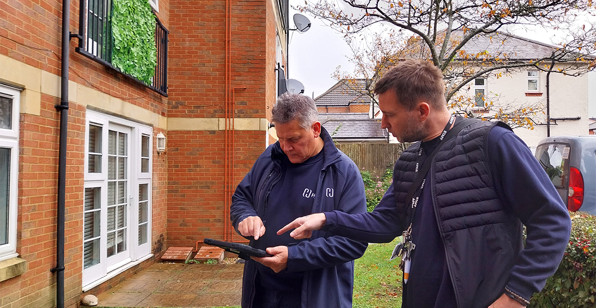 Neal and Pete - 1220x630