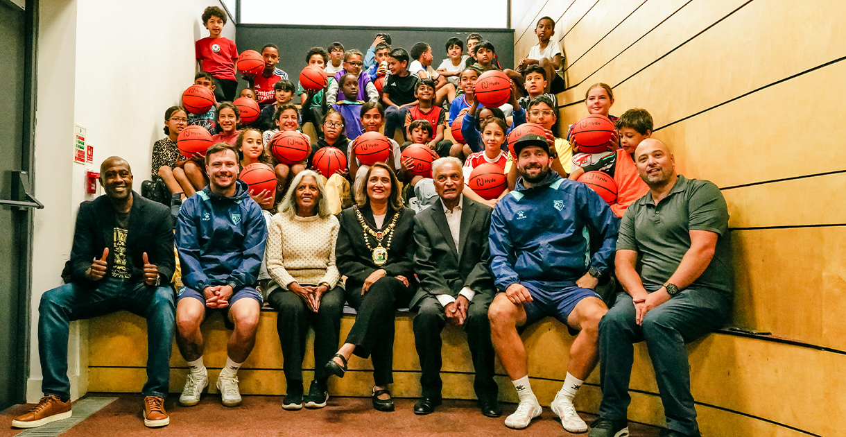 Basketballs Harrow - group - SEO