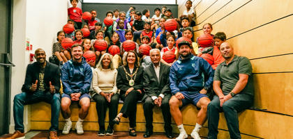 Basketballs Harrow - group - SEO