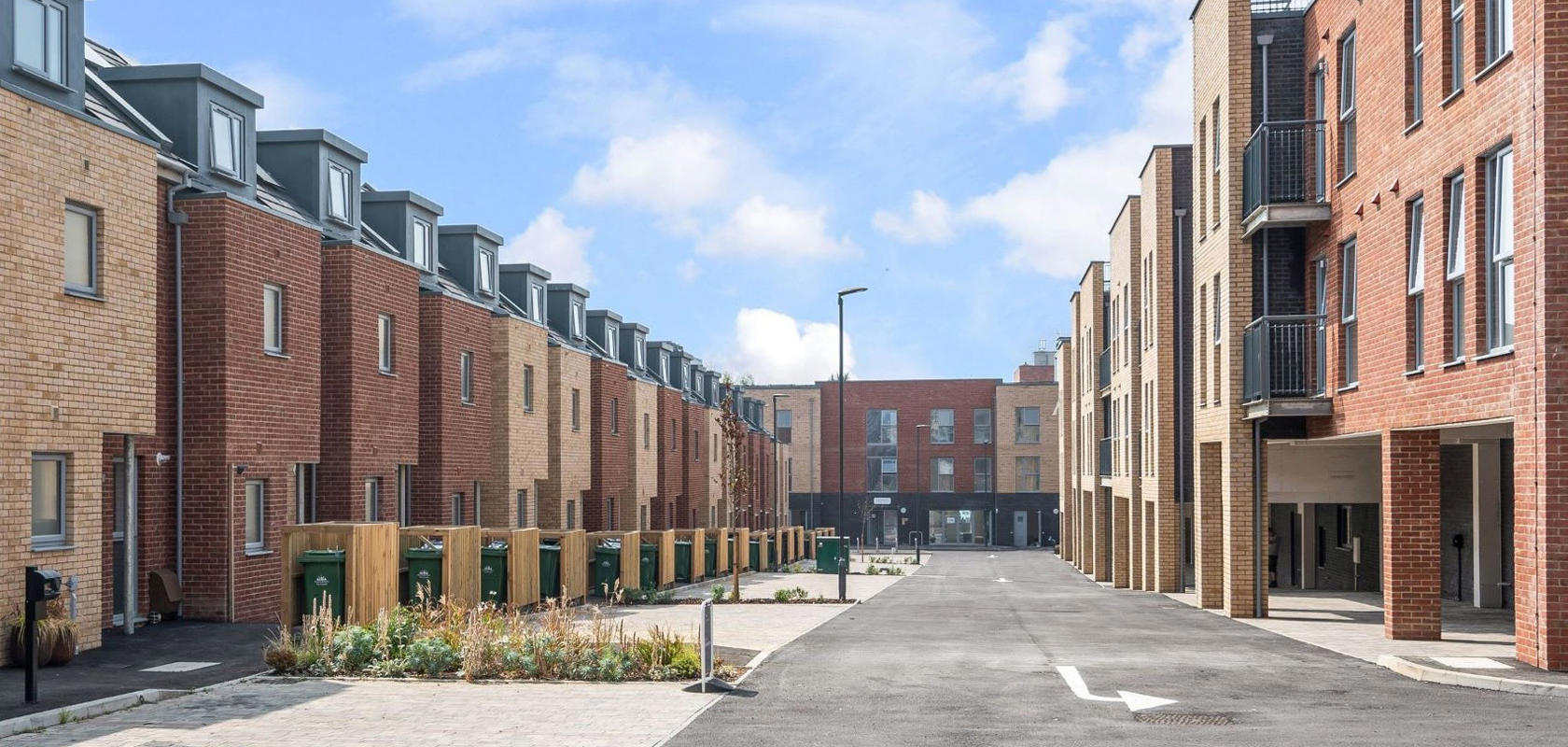 Delivering the right homes, in the right places The Hyde Group