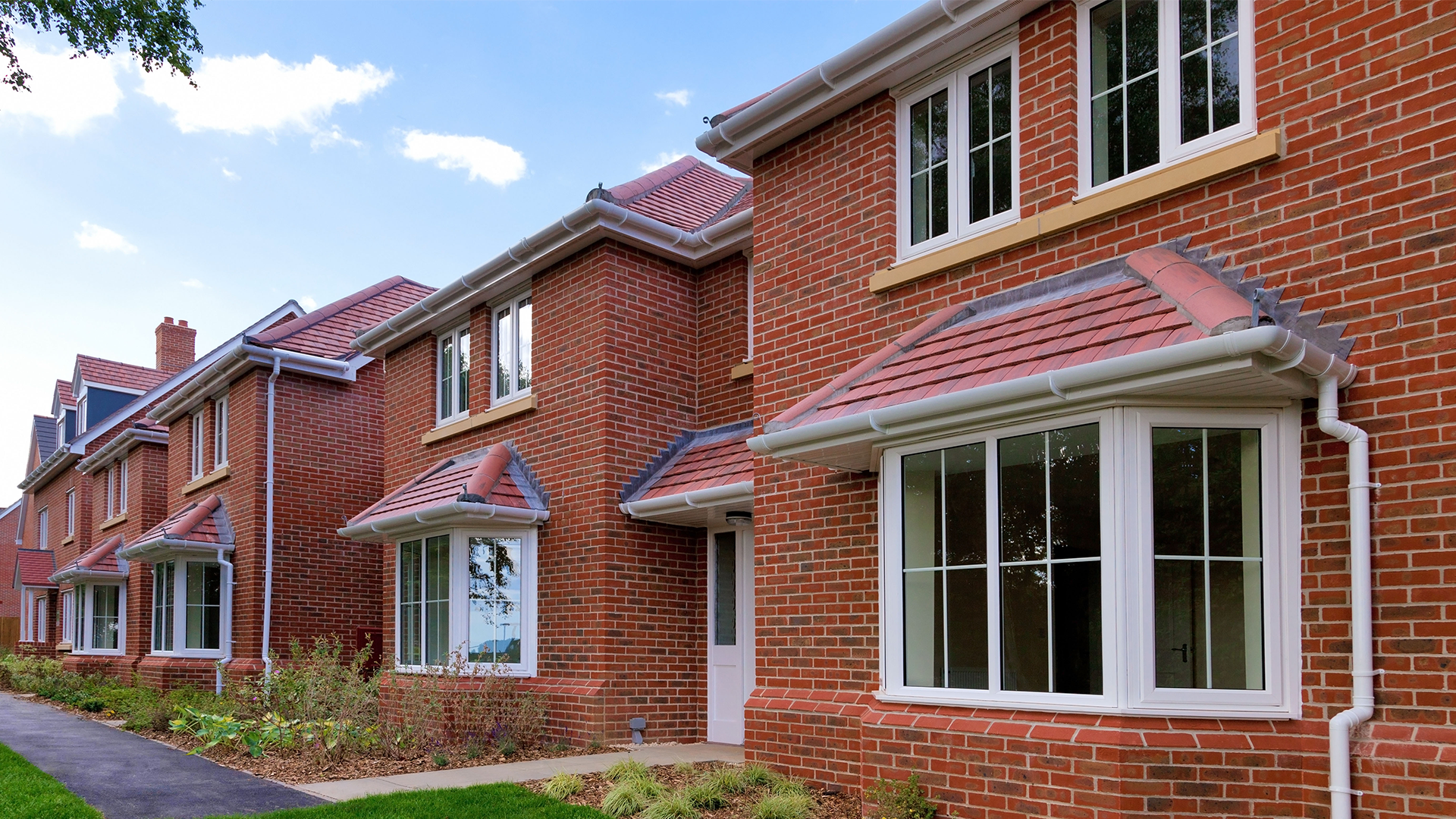 Mg Listing Image