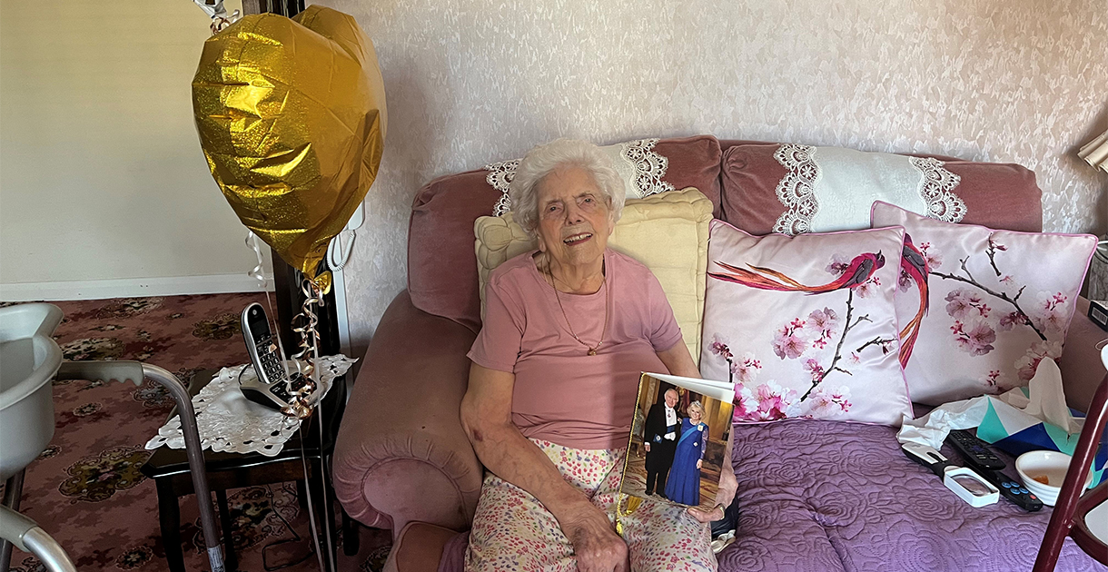 Ellen Rose 100 Seo 1200X630